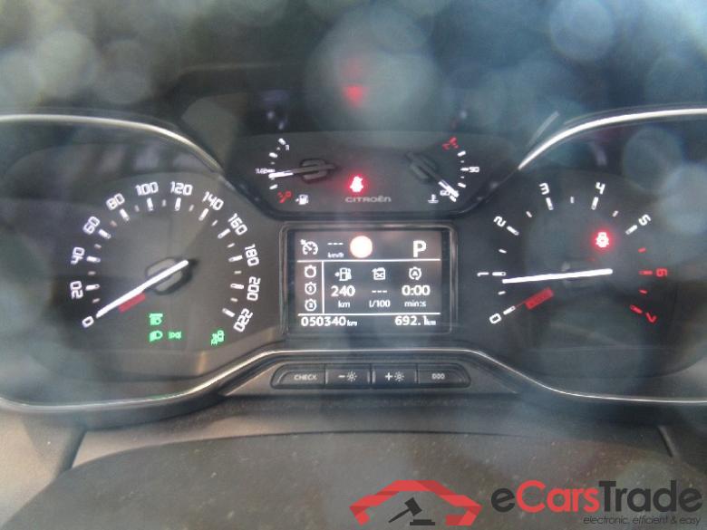 Citroën C3 Aircross (08.2017->) DE - SUV5 1.5 BlueHDi 120 FAP EU6d-T, Shine Stop&Start (EURO 6d-TEMP), 2018 - 20 #6