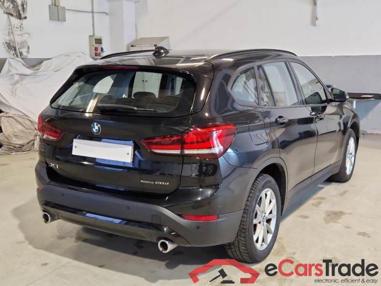 BMW 32 BMW X1 / 2019 / 5P / SUV SDRIVE 20D BUSINESS ADVANTAGE AUTOMATICO #2