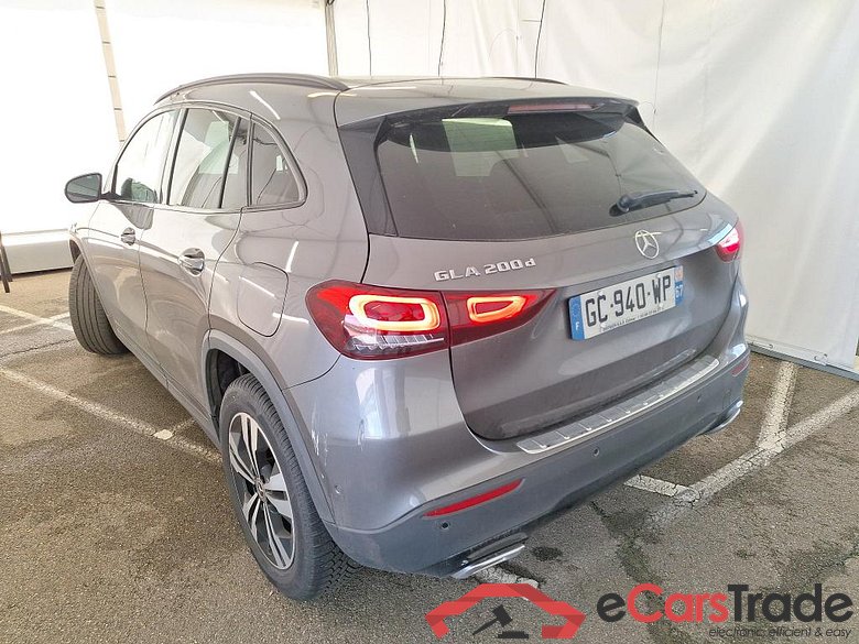 Mercedes 2.0 GLA 200 D BUSINESS LINE DCT MERCEDES-BENZ GLA / 2020 / 5P / SUV 2.0 GLA 200 D BUSINESS LINE DCT #2