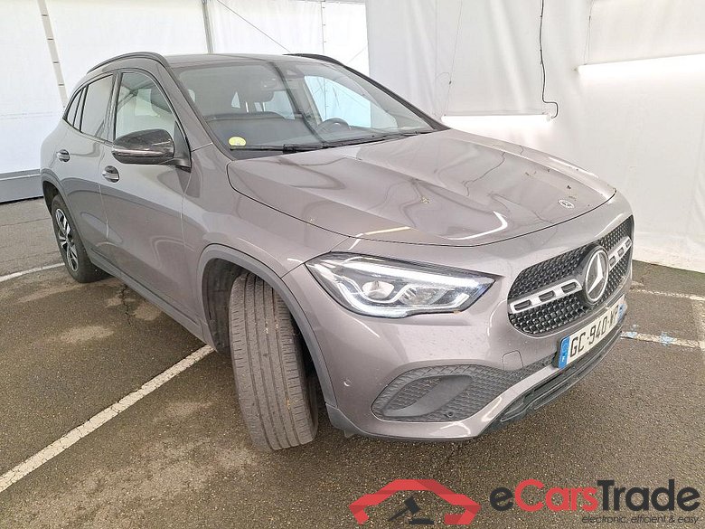 Mercedes 2.0 GLA 200 D BUSINESS LINE DCT MERCEDES-BENZ GLA / 2020 / 5P / SUV 2.0 GLA 200 D BUSINESS LINE DCT #4