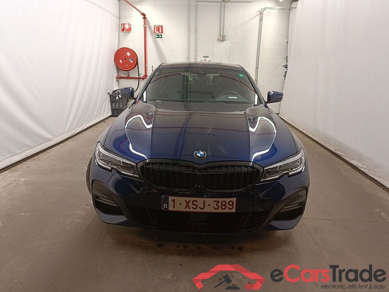 BMW 3 Reeks Berline 318dA (100 kW) 4d