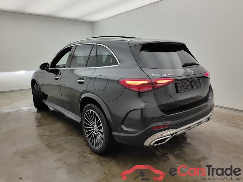 Mercedes-Benz GLC GLC 300 de AMG Line 4MATIC 5d #4