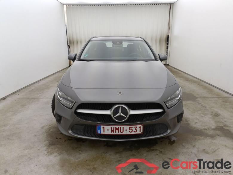 Mercedes-Benz A-Klasse Limousine A 180 d DCT 4d #1