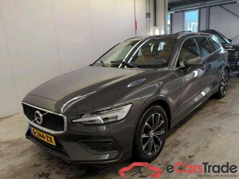 VOLVO V60 2.0 D4 MomentPro