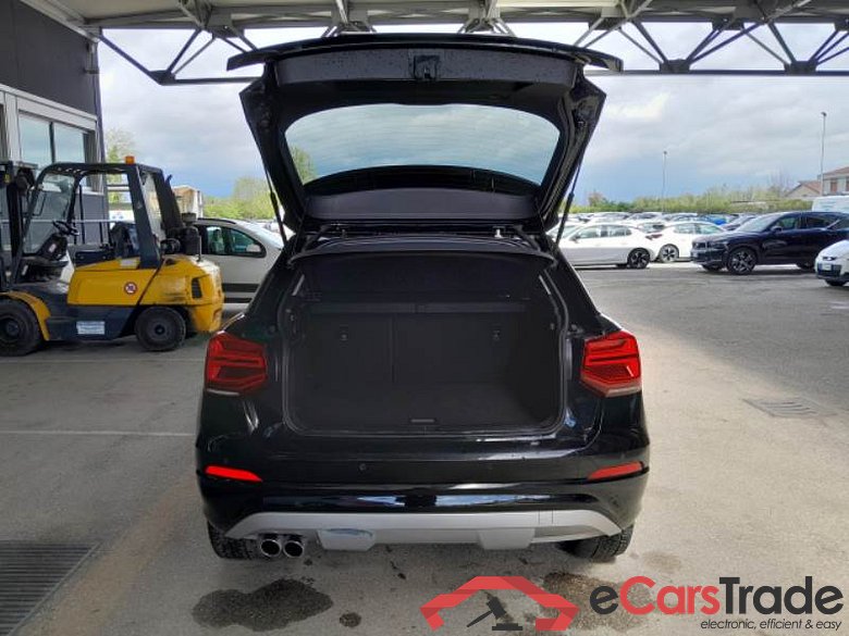 Audi 62 AUDI Q2 / 2016 / 5P / SUV 2.0 40 TFSI ADMIRED S TRONIC QUATTRO #5