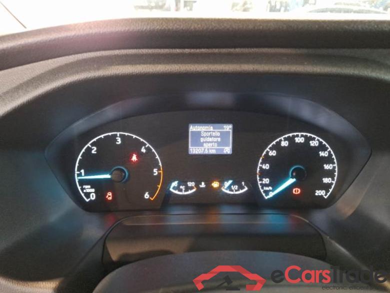 Ford 240 FORD TRANSIT CUSTOM / 2018 / 4P / COMBI 320 L2H1 TREND 2.0 ECOBLUE MHEV 130 CV #4