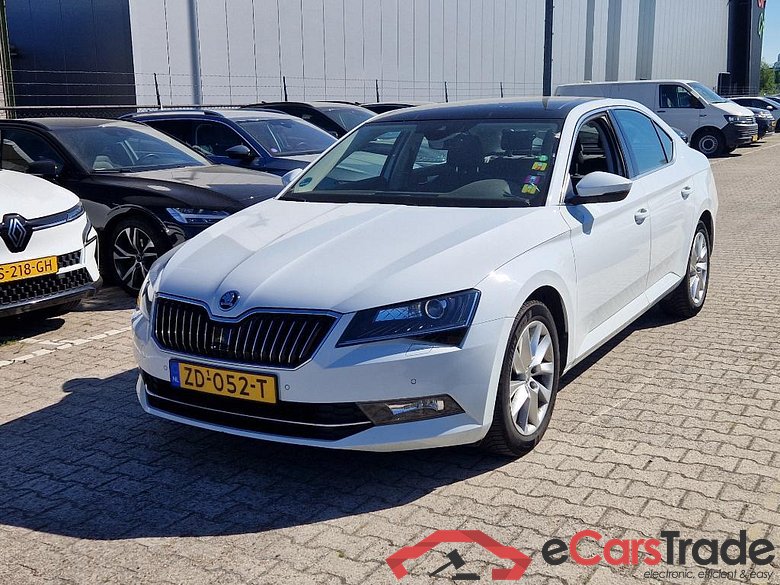 SKODA Superb 110 kW #1