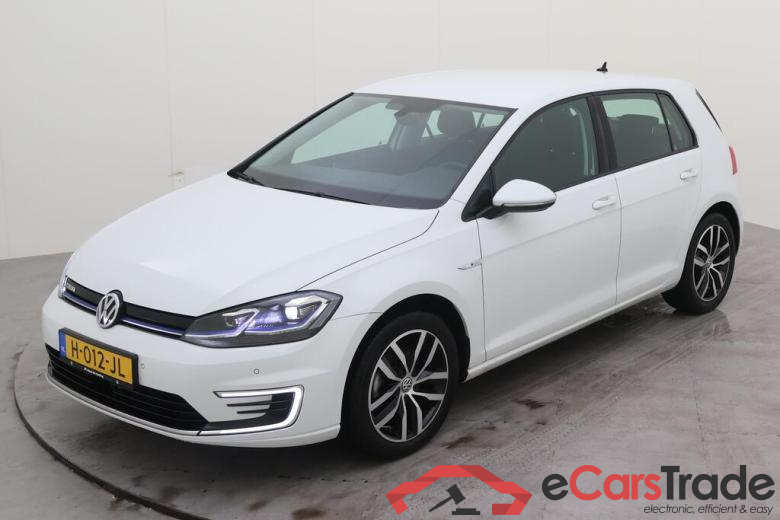 VOLKSWAGEN e-Golf 