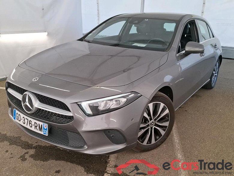 Mercedes A 250 e Business Line 8G-DCT MERCEDES-BENZ Classe A Compact / 2018 / 5P / Berline A 250 e Business Line 8G-DCT