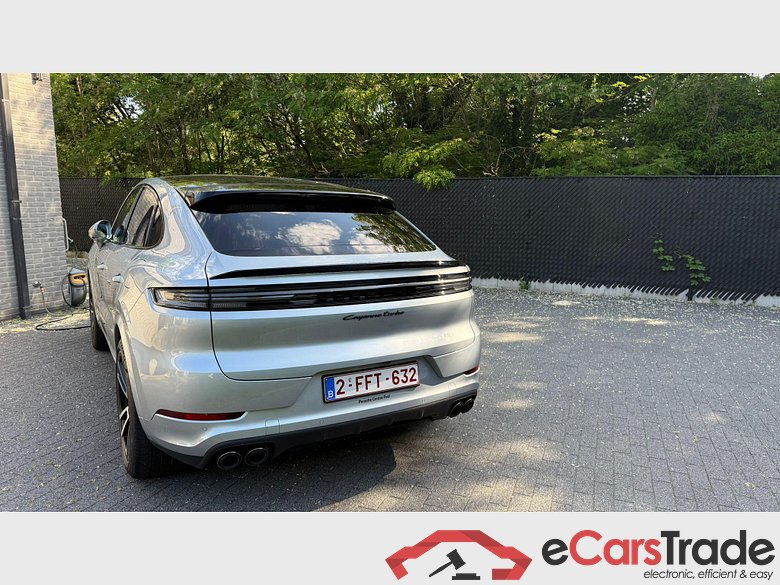 PORSCHE Cayenne Coupé Cayenne Turbo E-Hybrid Coupé (MY24) #3