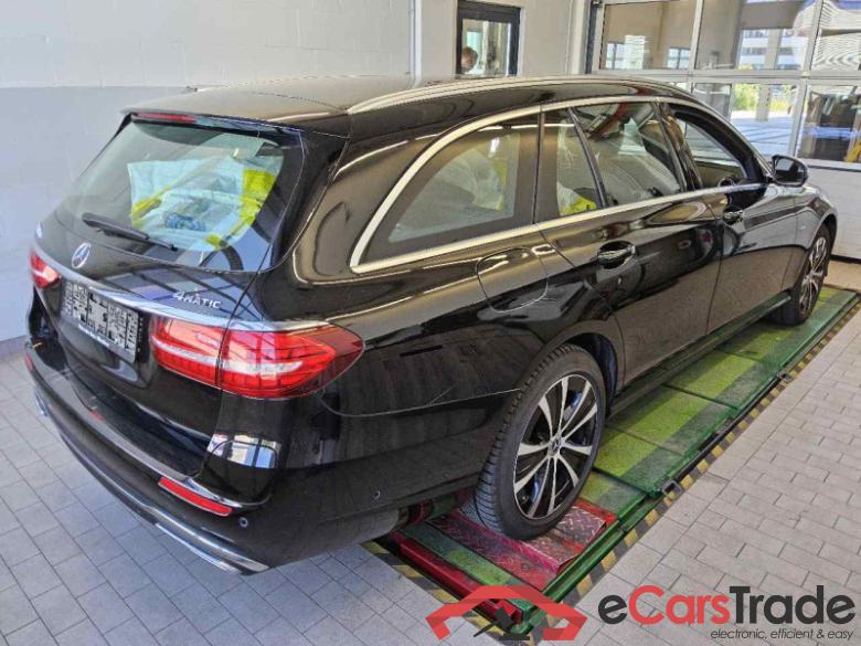 Mercedes-Benz E -Klasse T-Modell (BM 213)(06.2016->) DE - Kb5 E 300 de EU6d, T de Avantgarde 4Matic (EURO 6d), (Facelift) 2020 - 2023 #3