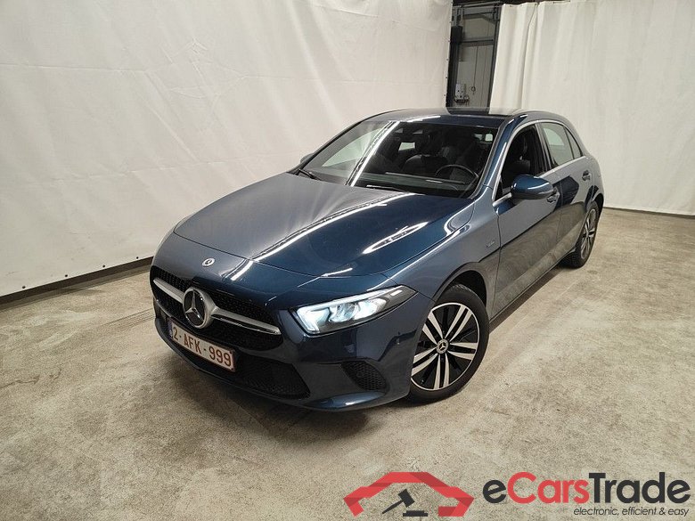 Mercedes-Benz A-Klasse A 250 e Business Solution 5d