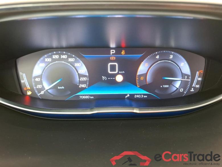 Peugeot BlueHDi 130 S&S EAT8 ALLURE PEUGEOT 3008 / 2016 / 5P / SUV BlueHDi 130 S&S EAT8 ALLURE #6