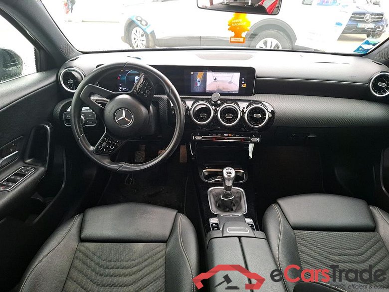 Mercedes A 180 Business Line MERCEDES-BENZ Classe A 5p Berline A 180 Business Line #5
