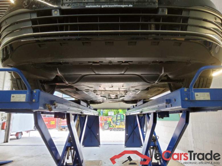 Volkswagen Golf VIII Lim. (CD1)(12.2019->2024) DE - LimS5 1.5 eTSI Mildhybrid EU6d, Style OPF (EURO 6d), 2020 - 2024 #5