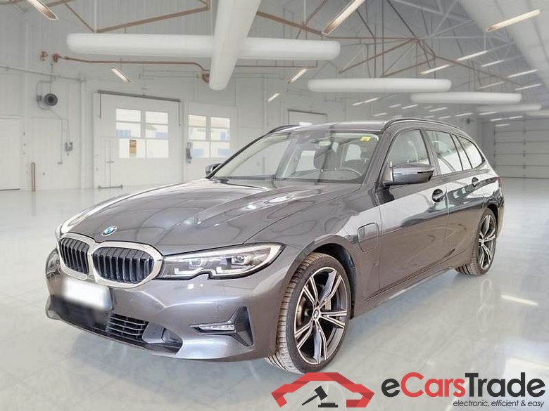 BMW 193 BMW SERIE 3 / 2018 / 5P / STATION WAGON 330E XDRIVE BUSINESS ADVAN. TOURING AUTO #1