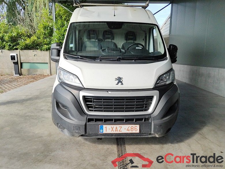 Peugeot Boxer 2.2 BlueHDi S&S 165 Premium 335 L2H2 4d