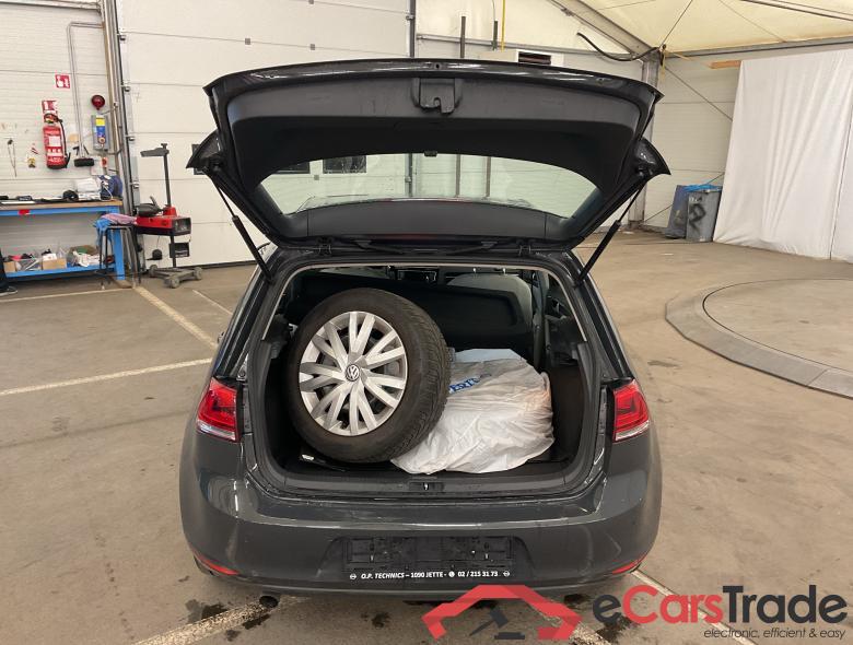 VOLKSWAGEN Golf VII Golf  Highline 1.6 TDI BlueMotion Technology 77 kW (105 ch) 5 vitesses manuel #3