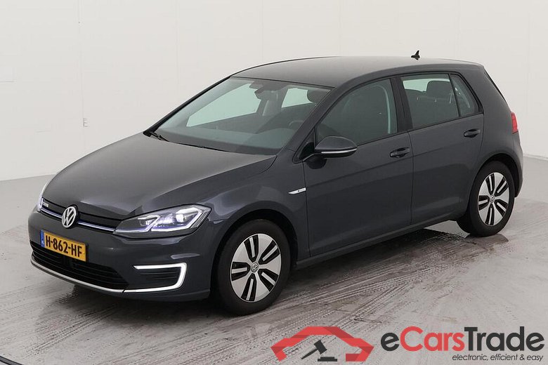VOLKSWAGEN e-Golf  #1