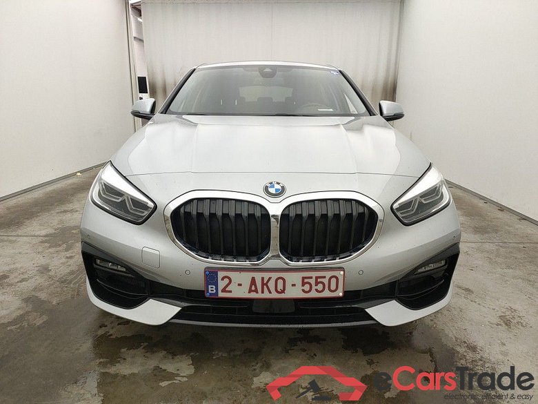 BMW 1 Reeks Hatch 118iA (100 kW) 5d #1