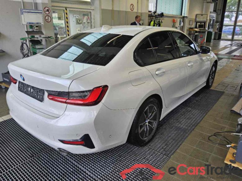 BMW Baureihe 3 Lim. (G20)(2018->) DE - Lim4 318 d Mild-Hybrid EU6d, Advantage (EURO 6d), 2020 - 2022 #3