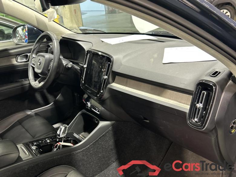 VOLVO XC40 DIESEL 2.0 D3 Inscription Geartronic #5