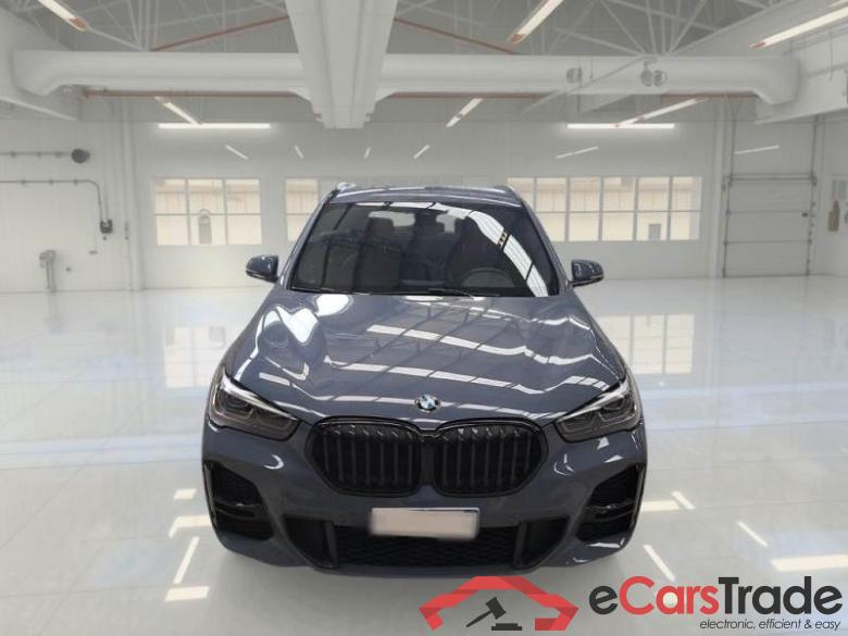 BMW 15 BMW X1 / 2019 / 5P / SUV SDRIVE 18I M SPORT #6