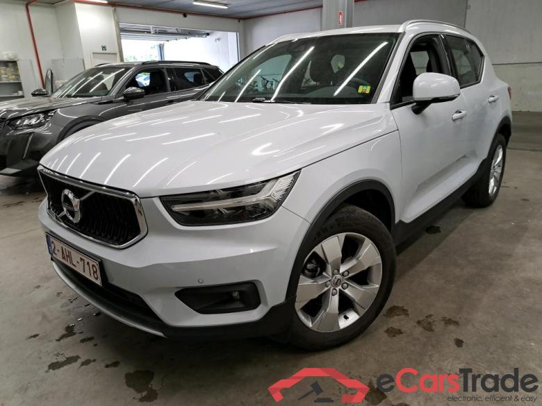 VOLVO - VOL XC40 T2 129PK Momentum Pro With Arianne Leather & Winter Pack & Park Assist & Semi Auto Foldable Trailer Hook  * PETROL * #1