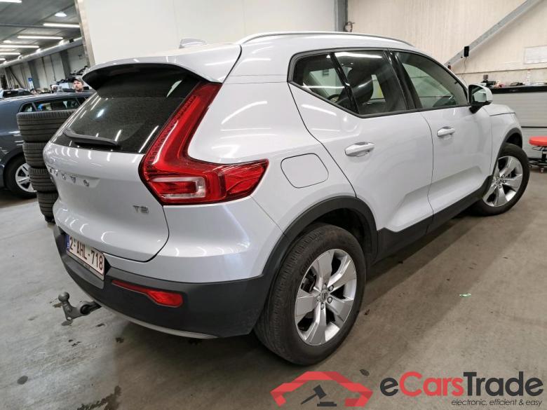 VOLVO - VOL XC40 T2 129PK Momentum Pro With Arianne Leather & Winter Pack & Park Assist & Semi Auto Foldable Trailer Hook  * PETROL * #2