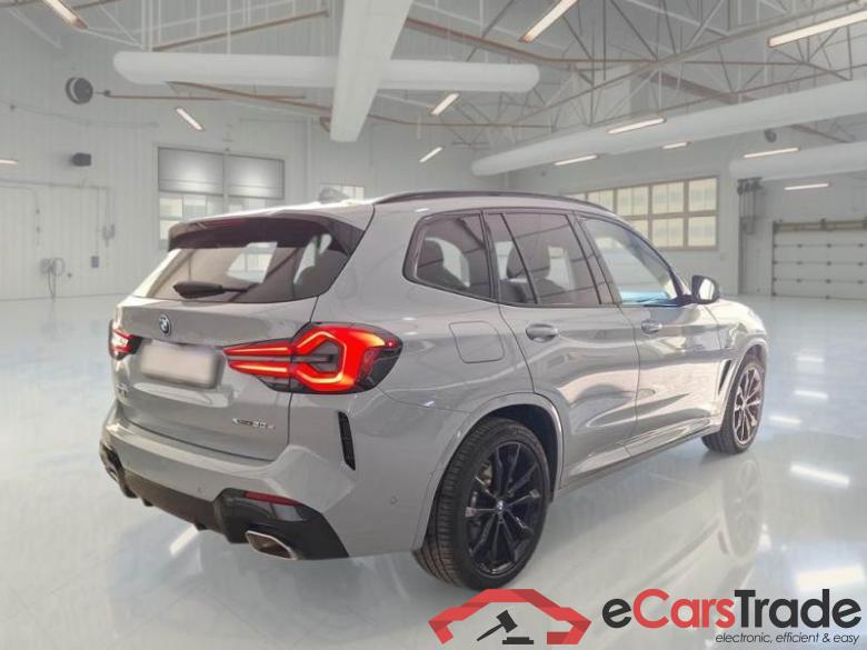 BMW 14 BMW X3 / 2021 / 5P / SUV XDRIVE 30E MSPORT #2