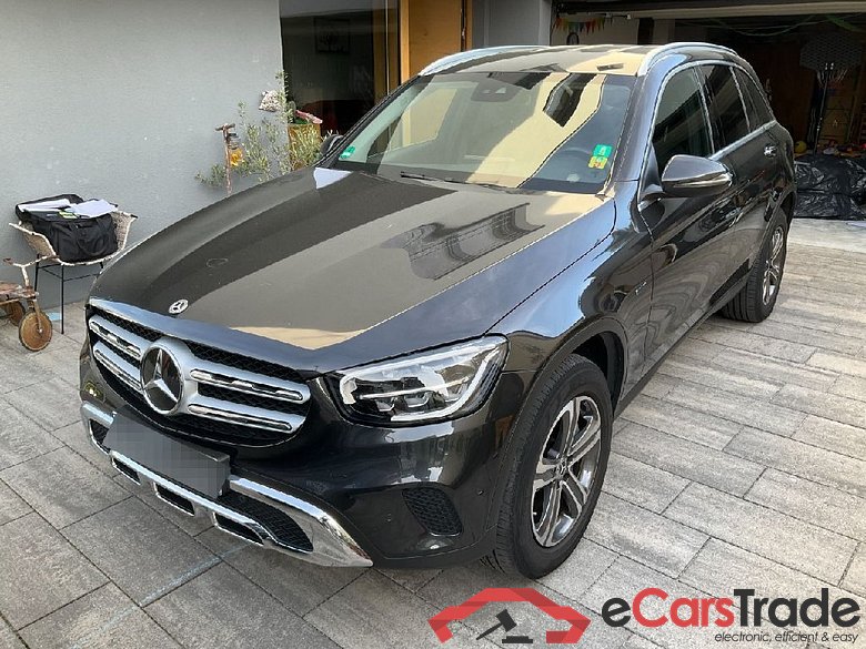 Mercedes GLC ´15 GLC -Klasse GLC 300 e 4Matic (253.953) 2.0 235KW E6d #1