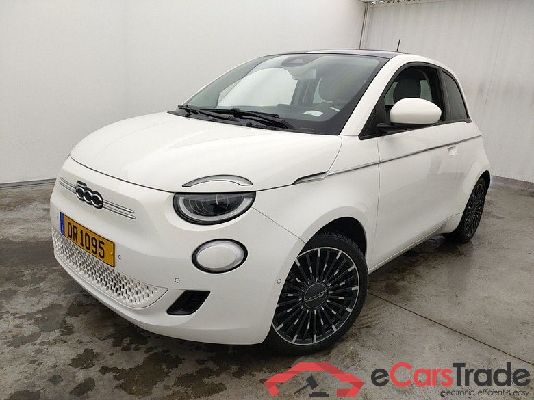 FIAT E-500 42 kWh 118 Icon 3d
