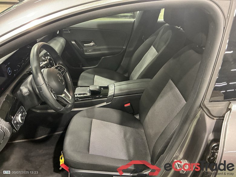 Mercedes CLA 180d SB Aut. LED-Xenon Widescreen Navi KeylessGo Klima PDC ... #5