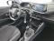 preview Peugeot 208 #5