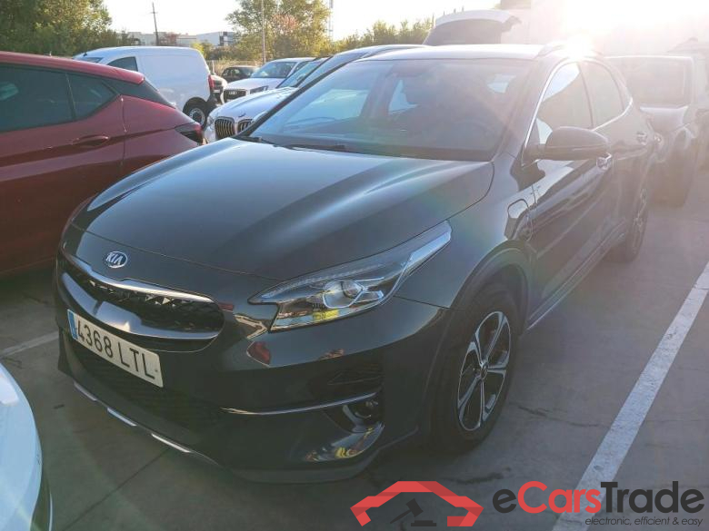 KIA XCEED 1.6 GDi PHEV 104kW (141CV) eDrive (AC) KIA XCEED 1.6 GDi PHEV 104kW (141CV) eDrive (AC)