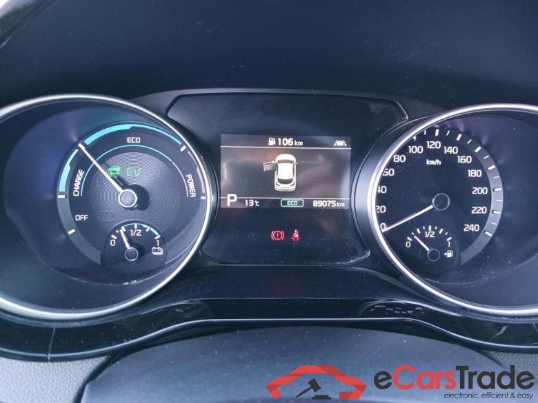KIA XCEED 1.6 GDi PHEV 104kW (141CV) eDrive (AC) #4 KIA XCEED 1.6 GDi PHEV 104kW (141CV) eDrive (AC) #4