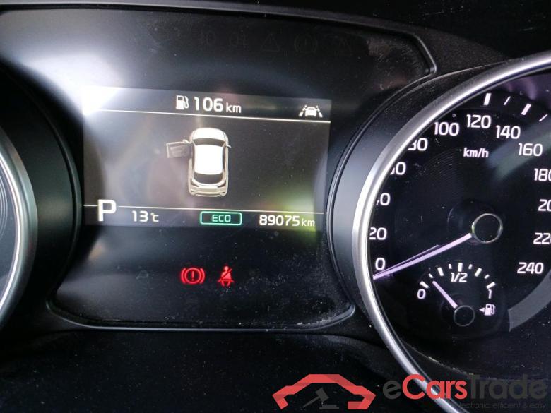 KIA XCEED 1.6 GDi PHEV 104kW (141CV) eDrive (AC) #5 KIA XCEED 1.6 GDi PHEV 104kW (141CV) eDrive (AC) #5