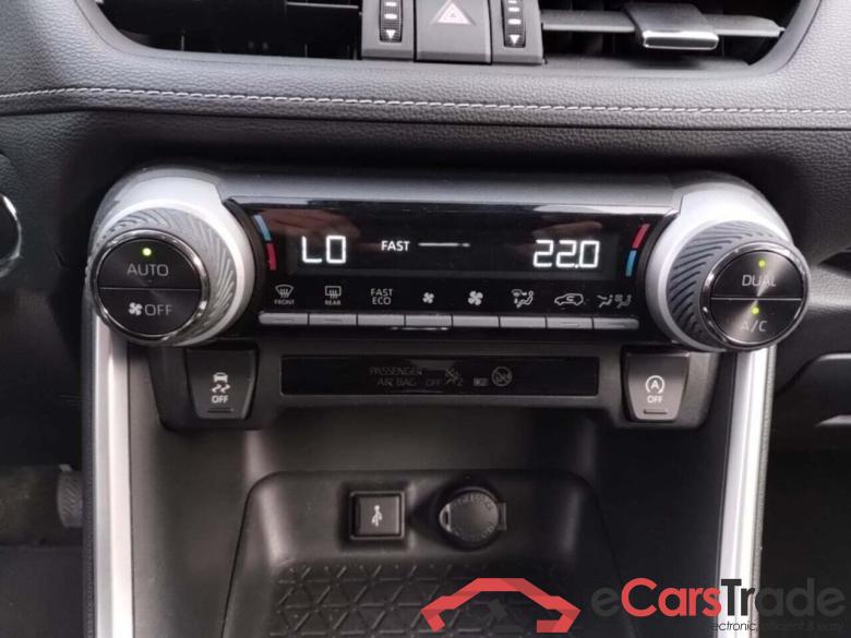 TOYOTA RAV4 2.0 VVT-iE Active #6