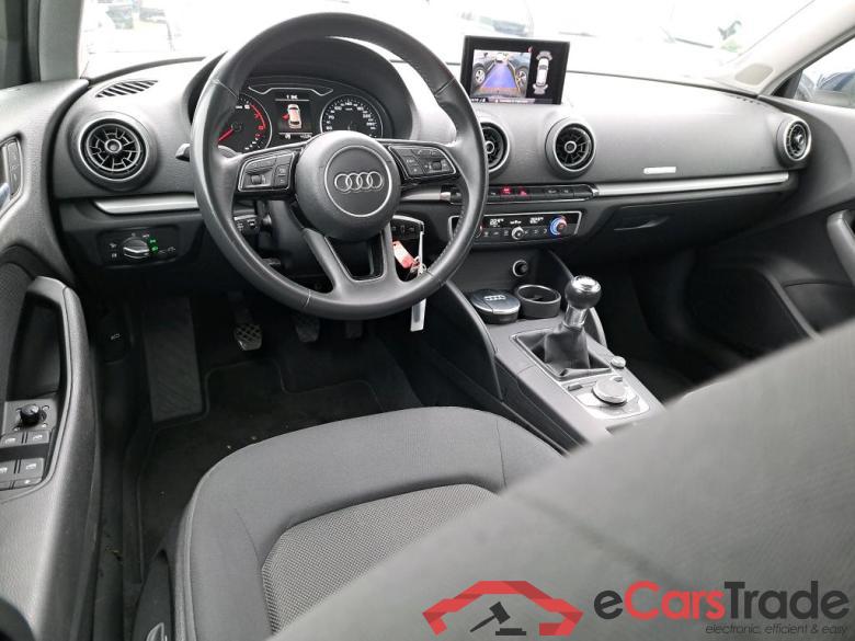 AUDI A3 Sportback 5p Berline 30 TFSI BUSINESS LINE #5 AUDI A3 Sportback 5p Berline 30 TFSI BUSINESS LINE #5