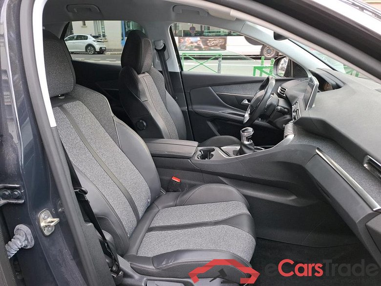 3008 Allure Business 1.2 PureTech 130CV BVM6 E6d #6