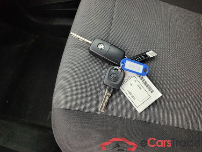 VOLKSWAGEN CADDY MAXI VAN DIESEL - 2015 2.0 CR TDi SCR 75kW (EU6) 5d #4