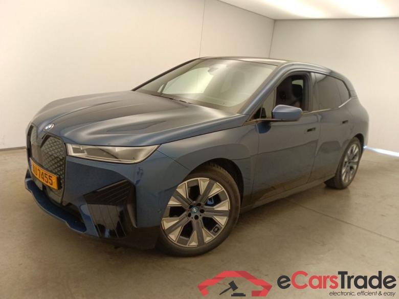 BMW IX 72 kWh xDrive40 (240 kW) 5d #1