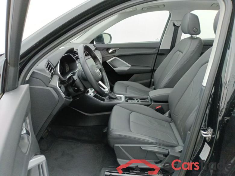 Audi Q3 35 TDI S tronic Advanced Business Editio 5d #3