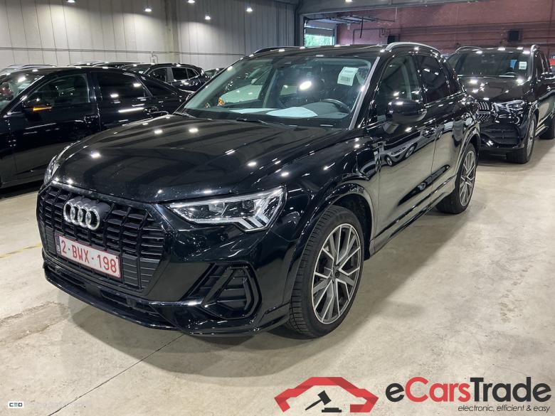 AUDI Q3 1.4 45 TFSI E S TRONIC S LINE #1