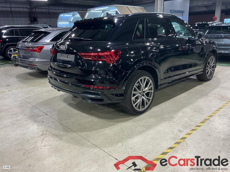 AUDI Q3 1.4 45 TFSI E S TRONIC S LINE #4