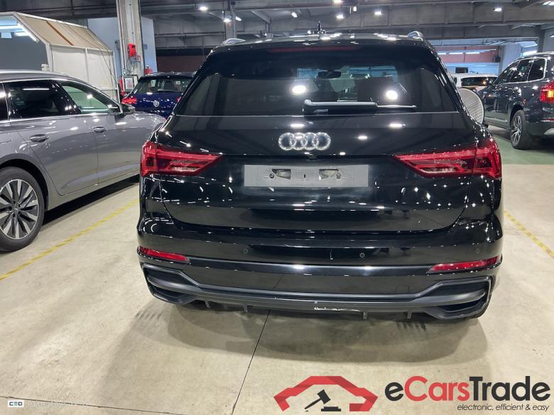 AUDI Q3 1.4 45 TFSI E S TRONIC S LINE #5