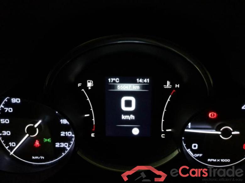 FIAT 500X / 2018 / 5P / CROSSOVER 1.3 MJET 95CV E6D CONNECT #4