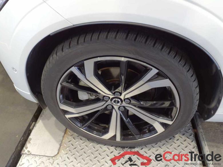 Volvo XC60 (03.2017->) DE - SUV5 B5 (Benzin) AWD EU6d, Ultimate Dark Mild-Hybrid (EURO 6d), (Facelift) #6