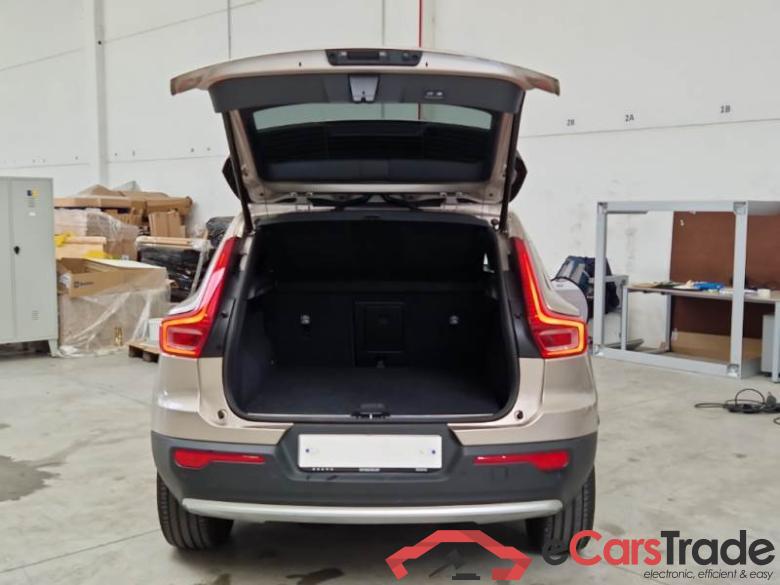 VOLVO XC40 / 2021 / 5P / SUV T5 RECHARGE PLUG-IN AUTO PLUS BRIGHT #5