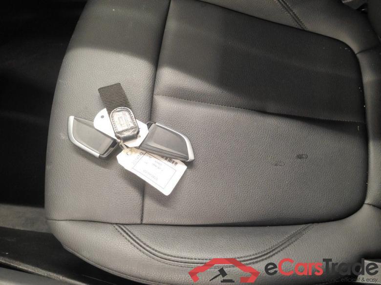 BMW X1 sDrive16dA (85 kW) 5d #4